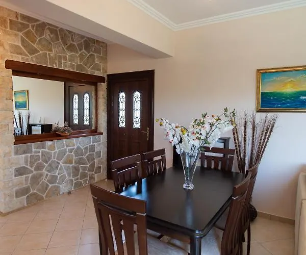 Eleonora's Appartement Lygia (Lefkada)